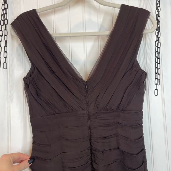 TADASHI SHOJI Brown Ruched Off-Shoulder Silk Sleeveless Midi Bodycon Dress Sze 4 - Picture 5 of 10